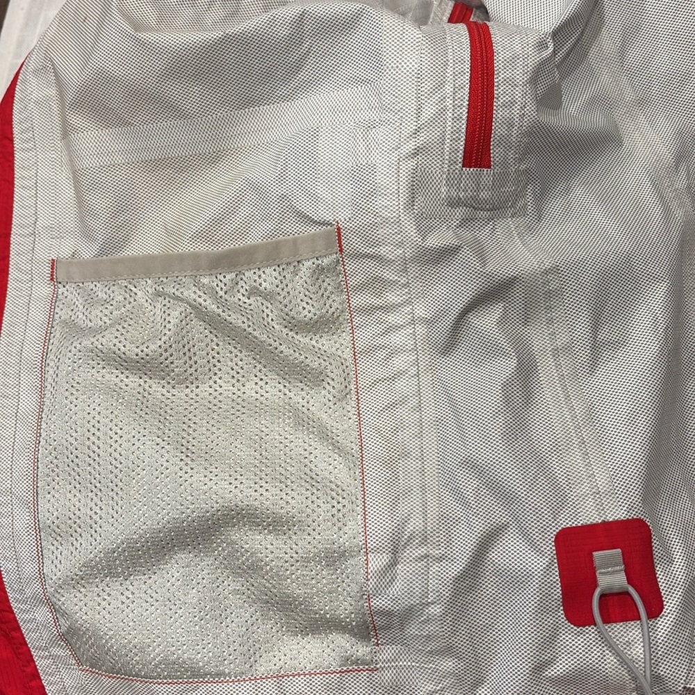 Patagonia Torrentshell H2NO Hooded Rain Jacket Waterproof Nylon Red Delicious - Picture 12 of 15